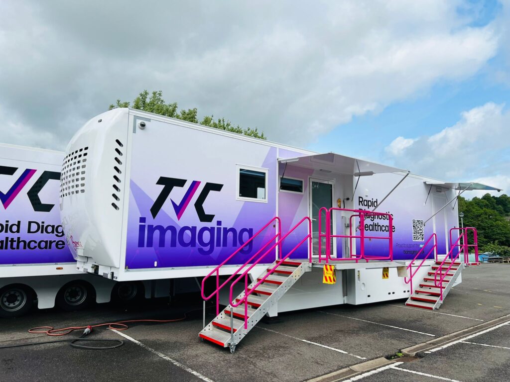 Hundreds of patients in North Staffordshire are to receive potentially life-save lung screening closer to home following the opening of a new high tech mobile scanner.
