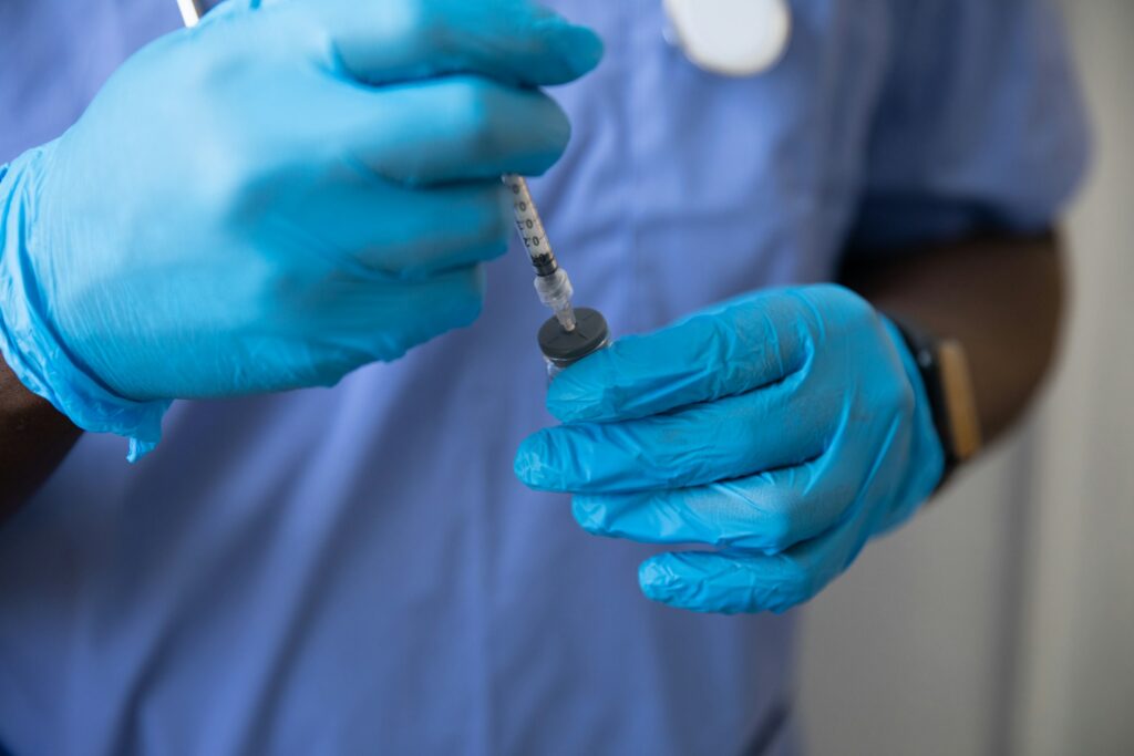 Patients with intermediate stage primary liver cancer who received a vaccine of dendritic cells saw a longer time without tumour progression in response to standard treatment according to a new study funded by the National Institute for Health and Care Research and led by the University of Birmingham.