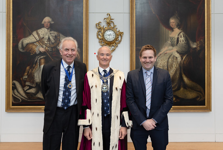 Award winner Dr Alex Dudgeon (right) with Master Needlemaker Nick Macrae (centre) and Court Assistant Kimball Bailey (left) at Haberdashers’ Hall