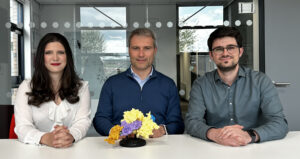 Professor Alessio Ciulli (centre) and co-first authors Valentina Spiteri (left) and Alejandro Correa-Sáez (right). Credit - University of Dundee.jpg