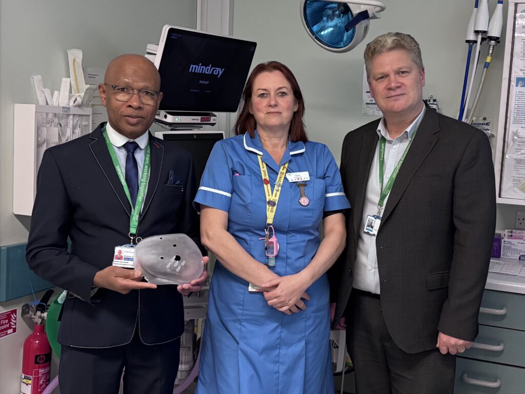 l-r Consultant Breast Surgeon Mr Abdalla Saad Abdalla, Heidi and Mr Wayne Chicken